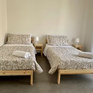 Le Sorelle Apartment