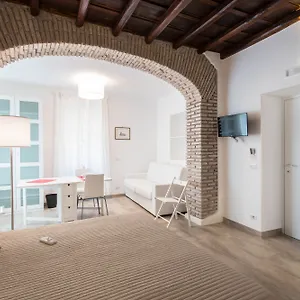 https://domenichino-luxury-home.it-romehotels.com